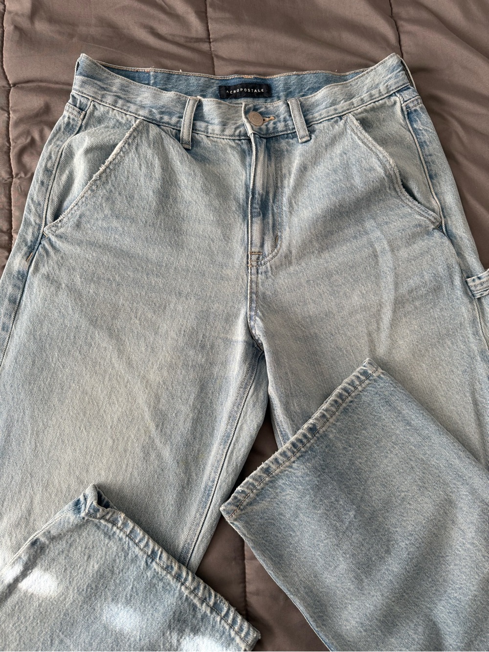 Aeropostale High-Rise Baggy Jeans